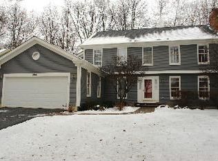 908 W Hidden Hills Ln, Palatine, IL