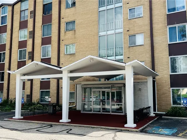 25735 Lorain Rd Unit 224, North Olmsted, OH 44070