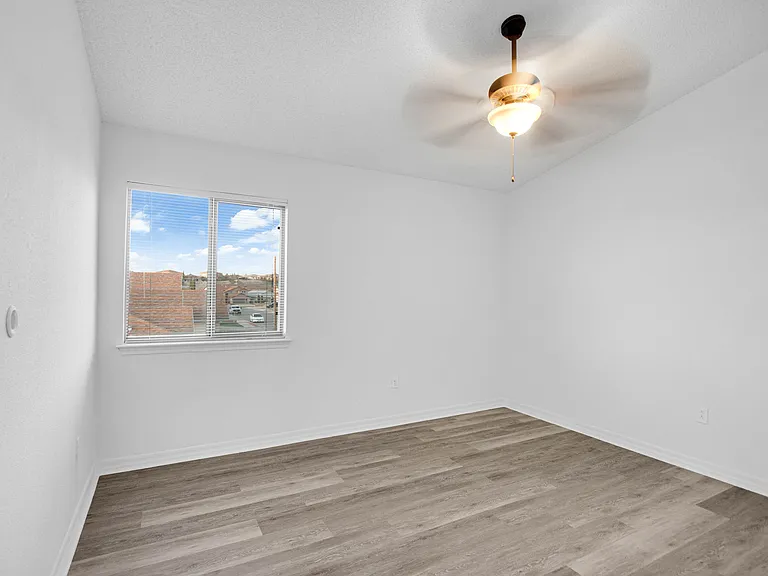 7085 Century Plant Dr — Photo 10