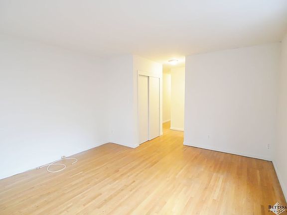 3rd image of 353 E 78th St APT 3C