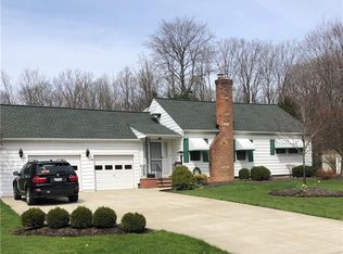 34235 Maple Dr, Solon, OH 44139