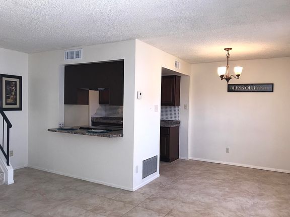 3rd image of 3435 W Laurie Ln