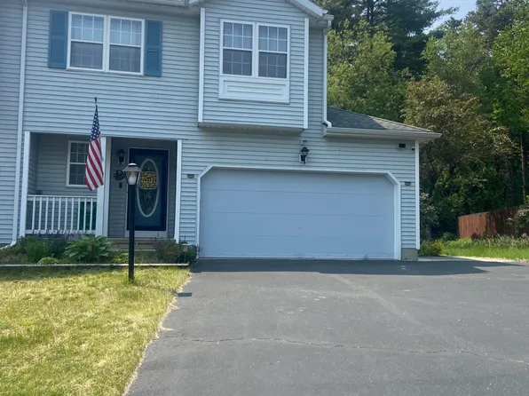 9 Fairwood Drive, Queensbury, NY 12804