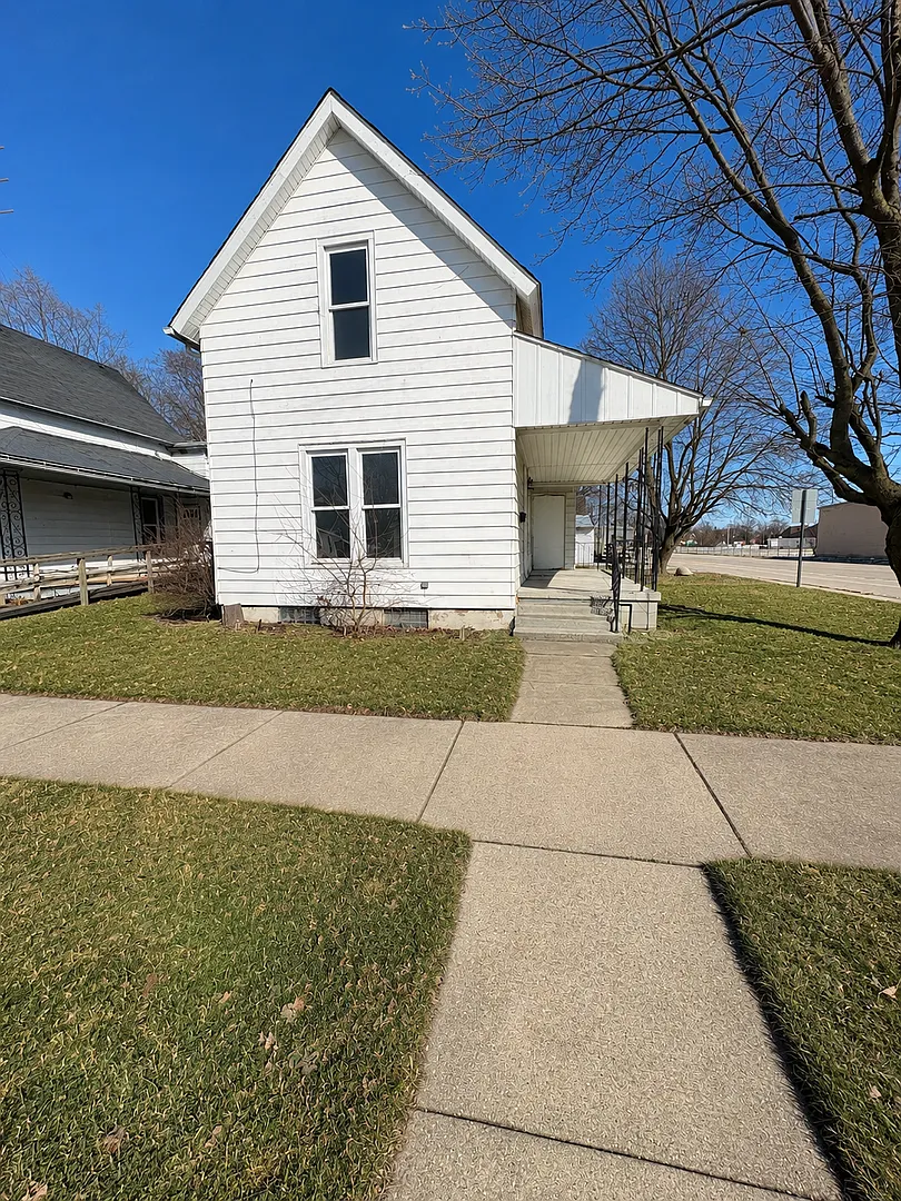 3 bedroom 1 bathroom House — Photo 1