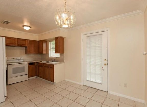 4th image of 8400 Dimare Dr