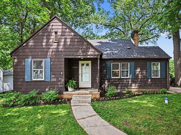 54202 27th St, South Bend, IN 46635