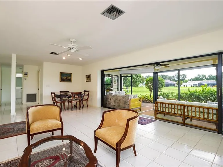 28387 Las Palmas Cir — Photo 16