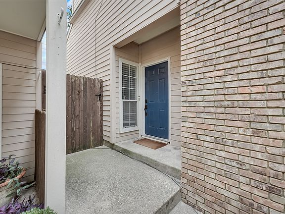 2nd image of 5565 Preston Oaks Rd APT 110