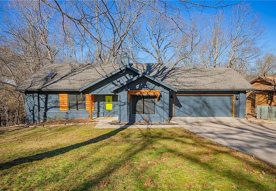1st image of 22 Glenbarr Cir