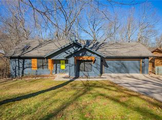 22 Glenbarr Cir, Bella Vista, AR 72715