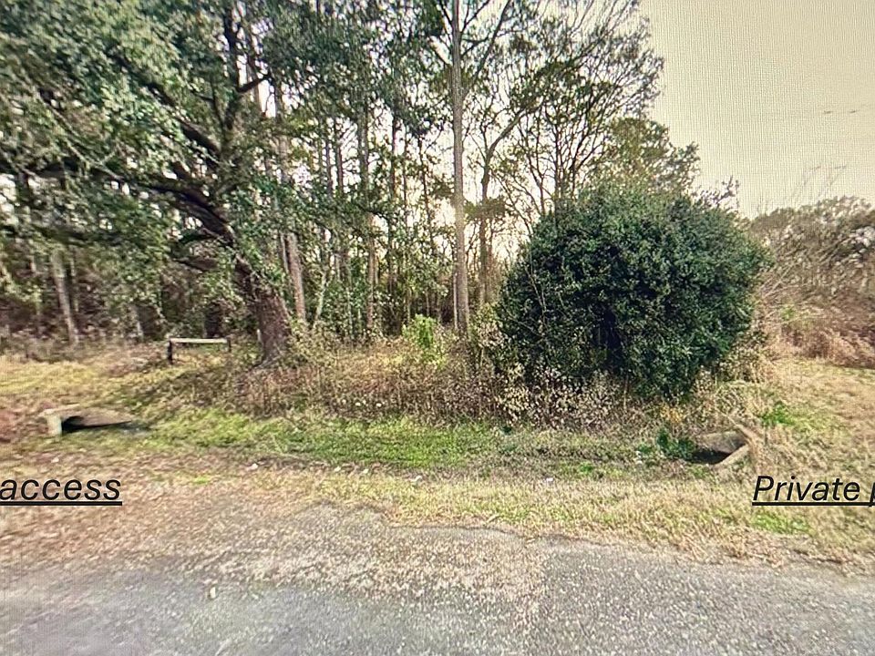 1st image of W Admiral Doyle Dr