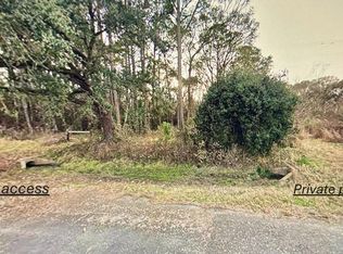 W Admiral Doyle Dr, New Iberia, LA 70560