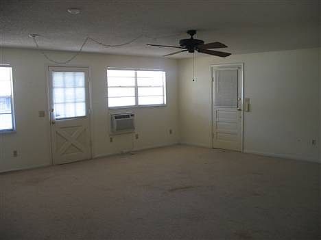 4th image of 7174 Scott Ave