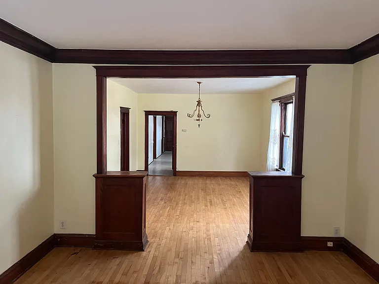 4600 S Francisco Ave #2 — Photo 6