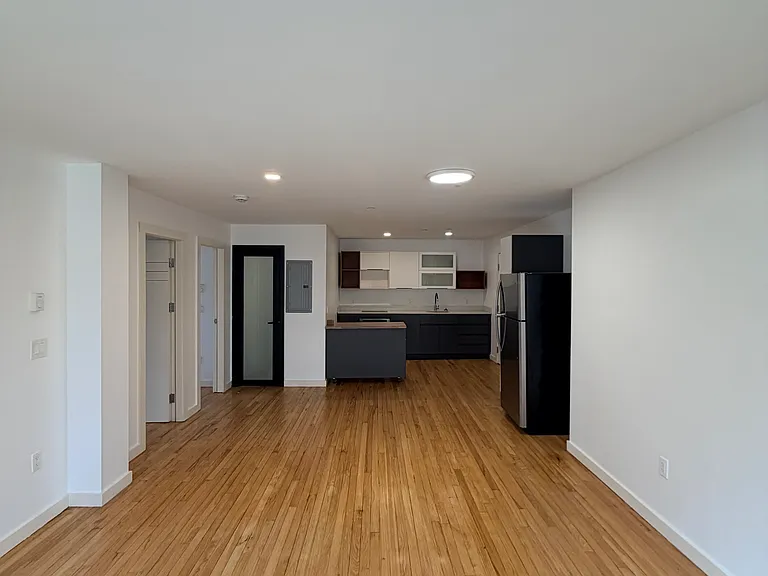 35 Springside Ave #2B — Photo 8