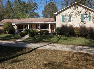 2379 Lake Lowndes Rd, Columbus, MS 39702