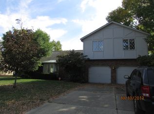 2214 Augusta Dr, Springfield, IL 62704