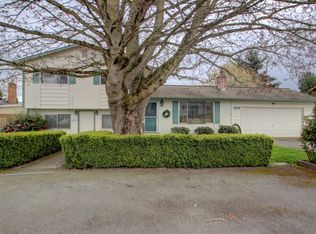 14823 Valley View Dr, Mount Vernon, WA 98273