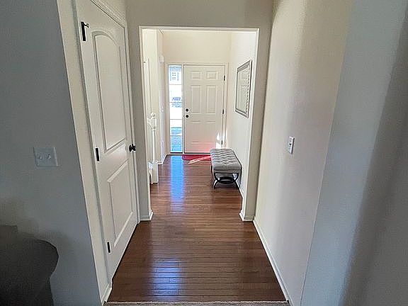 5th image of 9005 Birch Point Dr