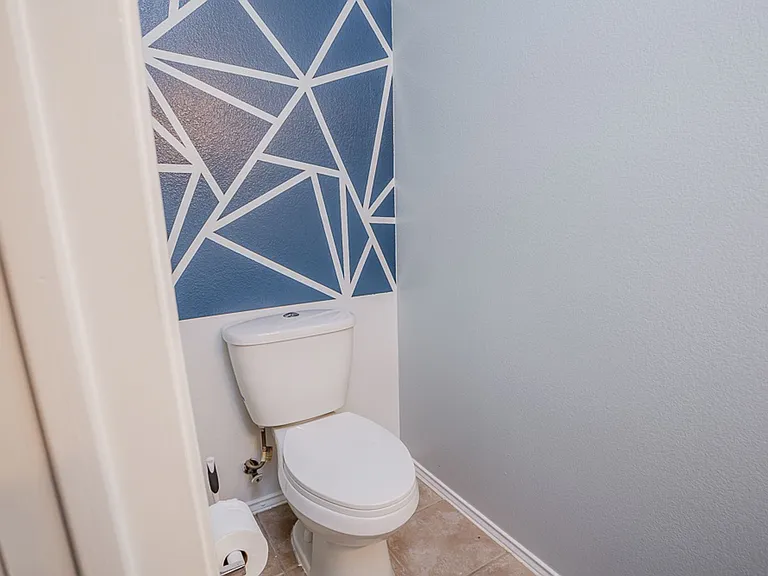 115 Brazos Ln — Photo 23