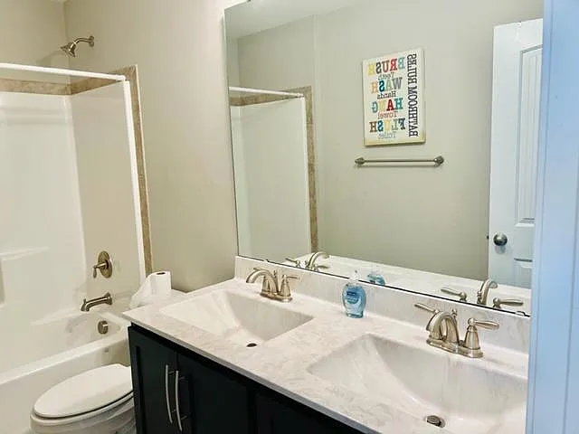 238 Gordon Park Blvd — Photo 32