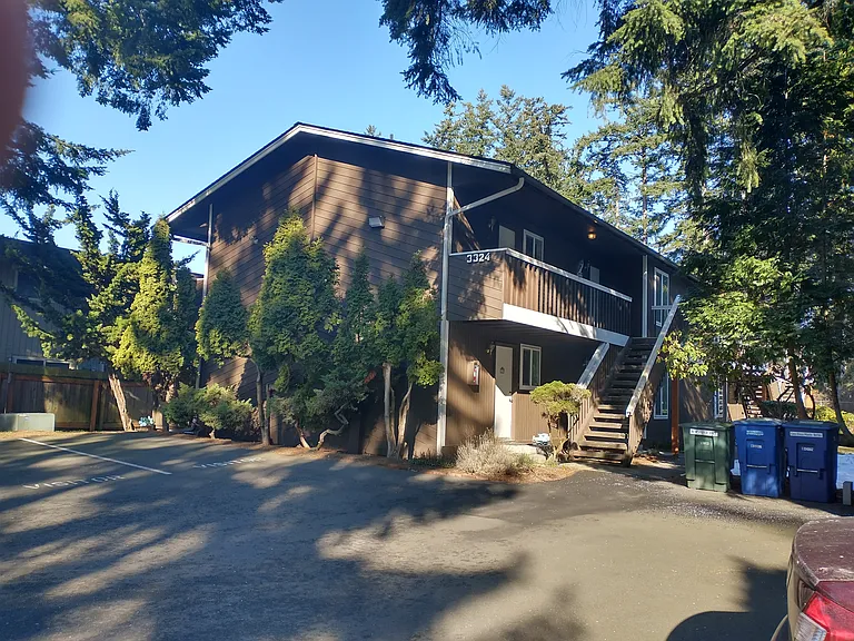 3324 Northwest Ave — Photo 5