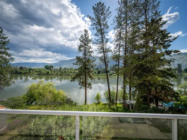 4707 Westsyde Rd, Kamloops, BC V2B 8N4