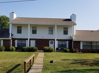 310 4th St, Kennedale, TX 76060