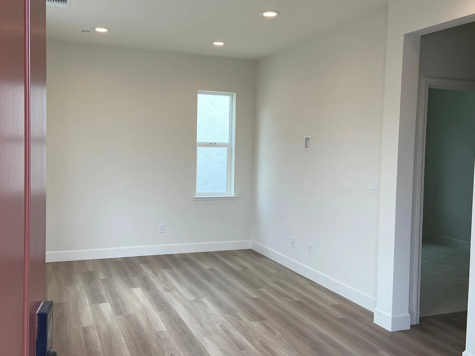 3134 Ellis Town Dr — Photo 2