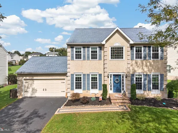 47 Malsby Dr, Royersford, PA 19468