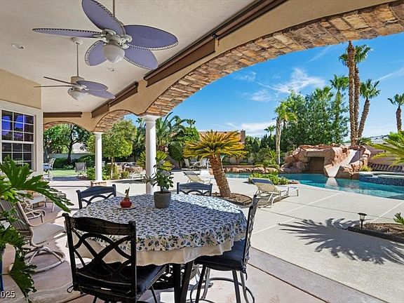 4th image of 8685 Christopher Lee Cir
