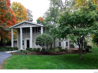 32 Broadview Farm Rd, Saint Louis, MO 63141