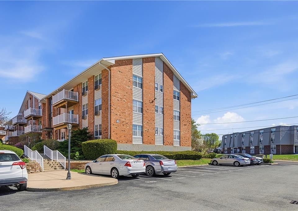 1st image of 43 Bullocks Point Ave APT 8B