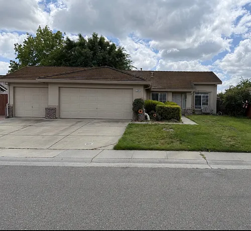 1264 Ivywood Dr Photo 1
