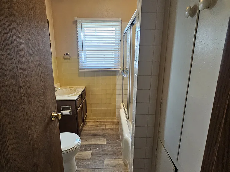 3924 Canyon Lake Dr #3 — Photo 11