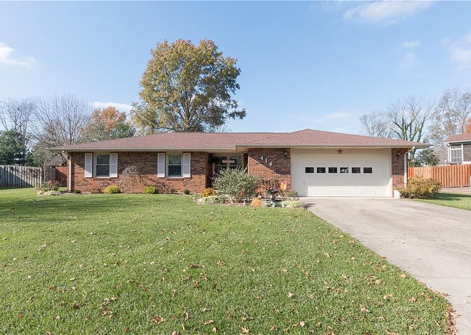 1st image of 414 E Schleter Ct