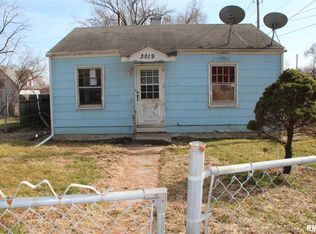 3019 Indian Rd, Davenport, IA 52802