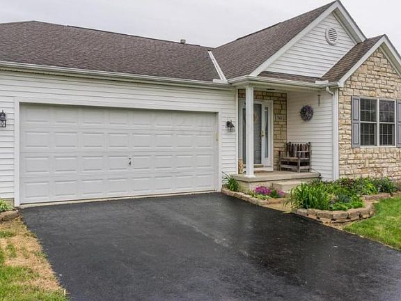3rd image of 763 Salinger Dr