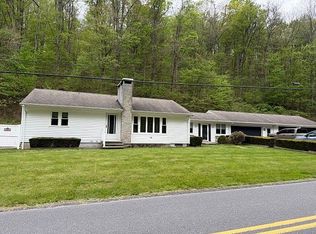 1594 Soap Hollow Rd, Johnstown, PA 15905