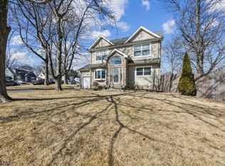 1032 Cranbrook Rd, Union, NJ 07083