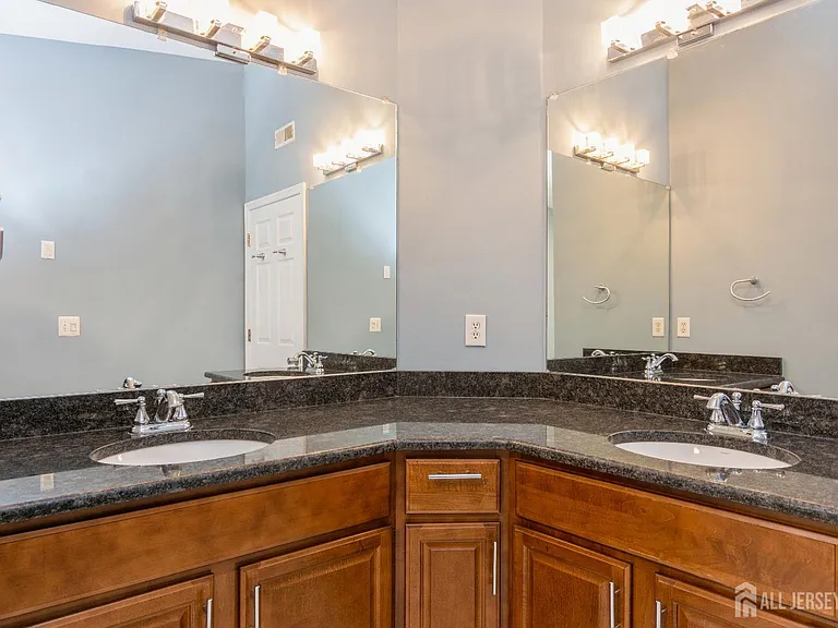 34 Chimney Ct — Photo 22