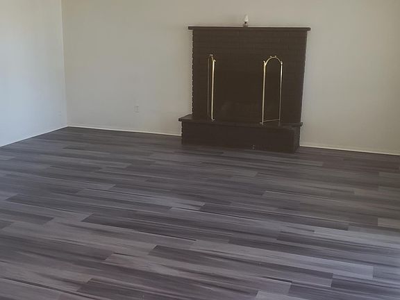 3rd image of 3012 S Iowa Ave