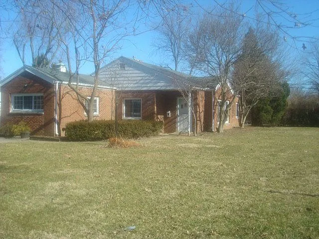 4226 Moore Ave photo 1