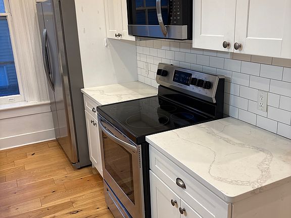 2nd image of 27 John St APT 2
