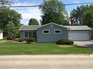 1716 Batestown Rd, Danville, IL 61832