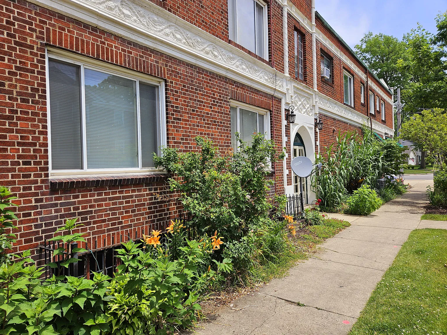 2 bed, 1500 sqft, $1,450 — Photo 2