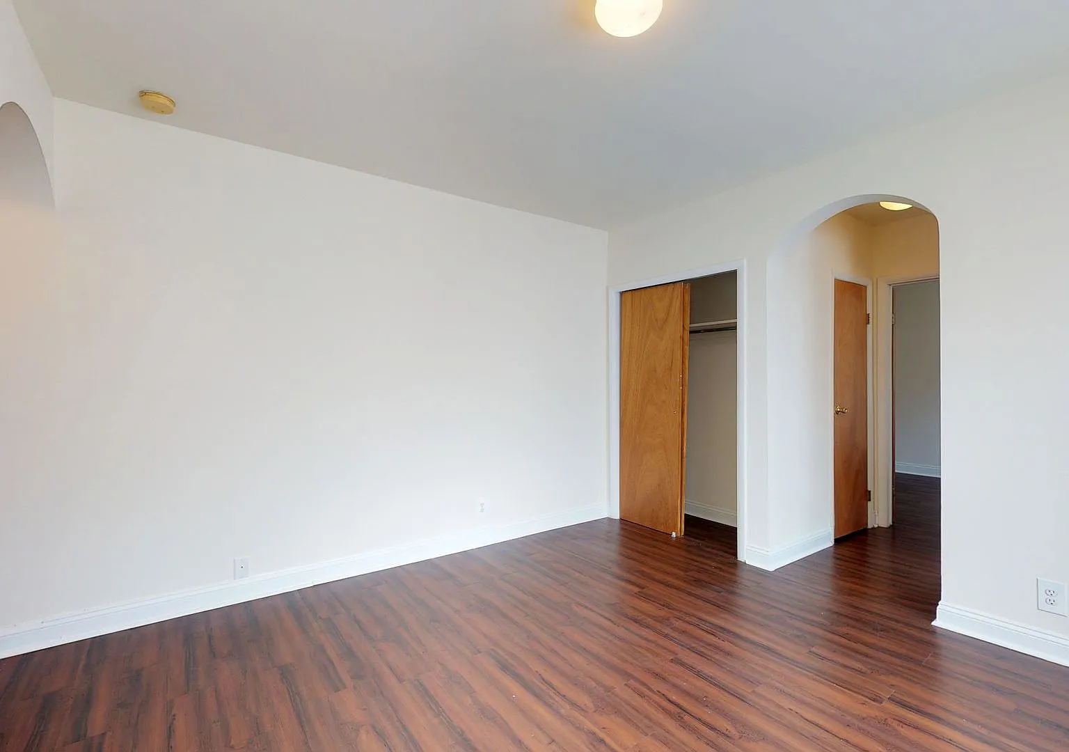 Chester Lynn Apartments — Photo 1