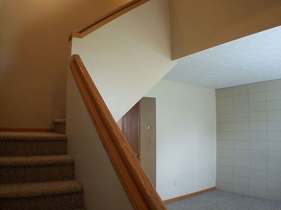 4th image of 106 Alta St APT B1