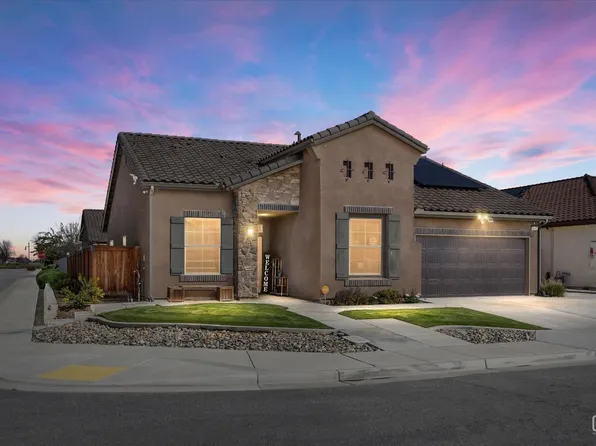 9402 Woodbrook Dr, Shafter, CA 93263