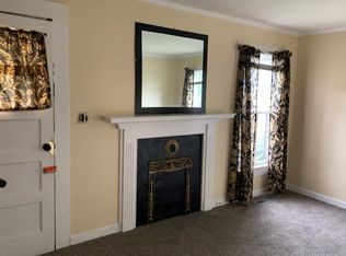 596 N Broad St #A, Mooresville, NC 28115